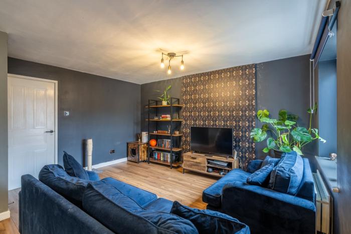 Photo 16 Photo 16